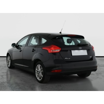 Ford Focus  Hatchback 2015,  1.0 benzyna - Na sprzedaż za 26 999 zł - Piaseczno - zdjęcie 6