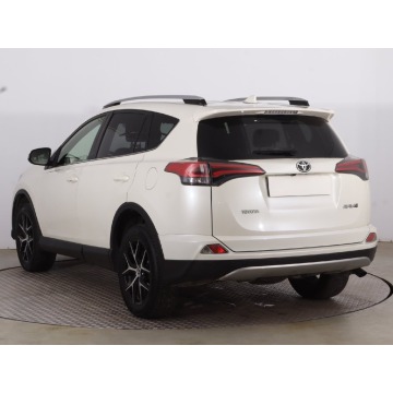 Toyota   SUV 2017,  2.0 diesel - Na sprzedaż za 61 999 zł - Sandomierz - zdjęcie 6