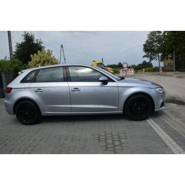 Audi A3  Hatchback 2017,  1.0 benzyna - Na sprzedaż za 42 900 zł - Majdan Sieniawski - zdjęcie 10