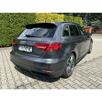 Audi A3  Hatchback 2019,  1.5 benzyna, automat - Na sprzedaż za 79 800 zł - Tarnów - zdjęcie 4