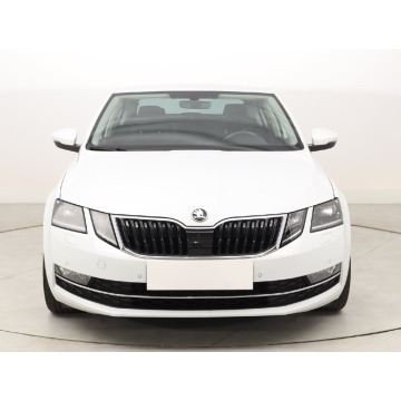 Skoda Octavia  Hatchback 2019,  1.5 benzyna - Na sprzedaż za 46 499 zł - Bielany Wrocławskie - zdjęcie 2