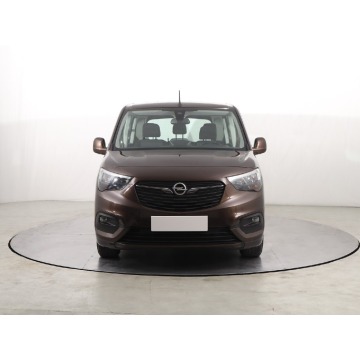 Opel Combo  Pick-up 2018,  1.5 diesel - Na sprzedaż za 43 499 zł - Katowice - zdjęcie 2