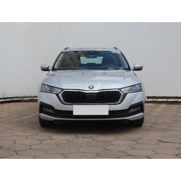 Skoda Octavia  Kombi 2022,  2.0 diesel - Na sprzedaż za 72 999 zł - Łódź - zdjęcie 2