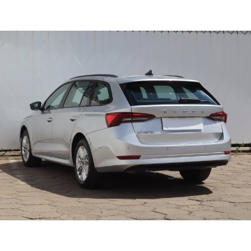 Skoda Octavia  Kombi 2022,  2.0 diesel - Na sprzedaż za 72 999 zł - Łódź - zdjęcie 6