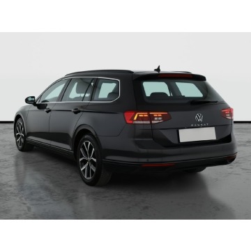 Volkswagen Passat  Kombi 2023,  1.5 benzyna, automat - Na sprzedaż za 74 999 zł - Piaseczno - zdjęcie 6