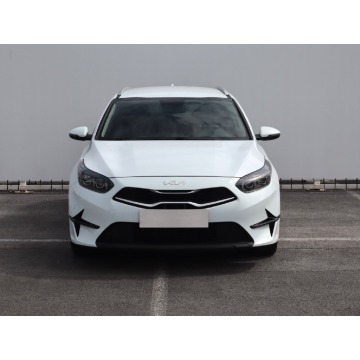 Kia Ceed  Kombi 2023,  1.5 benzyna - Na sprzedaż za 62 999 zł - Lublin - zdjęcie 2