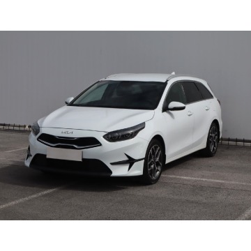Kia Ceed  Kombi 2023,  1.5 benzyna - Na sprzedaż za 62 999 zł - Lublin - zdjęcie 3