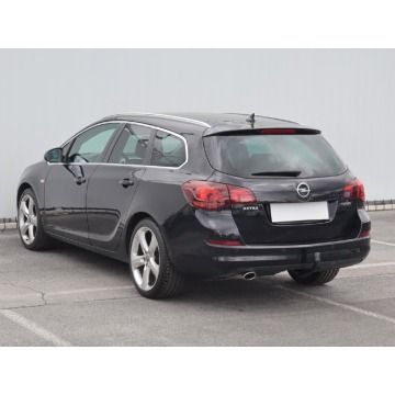 Opel Astra  Kombi 2011,  1.6 benzyna+LPG, automat - Na sprzedaż za 23 999 zł - Lublin - zdjęcie 6