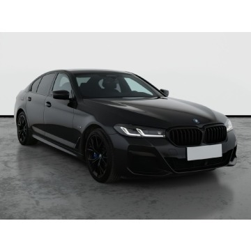 BMW 5 530e (292KM), 2022