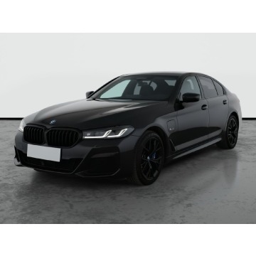BMW Seria 5  Liftback 2022,  2.0 benzyna, automat - Na sprzedaż za 164 999 zł - Piaseczno - zdjęcie 3