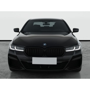 BMW Seria 5  Liftback 2022,  2.0 benzyna, automat - Na sprzedaż za 164 999 zł - Piaseczno - zdjęcie 2