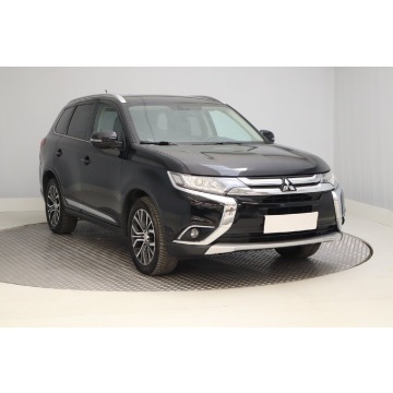 Mitsubishi Outlander 2.2 DI-D (150KM), 2016