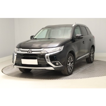 Mitsubishi Outlander  SUV 2016,  2.3 diesel - Na sprzedaż za 49 999 zł - Zabrze - zdjęcie 3