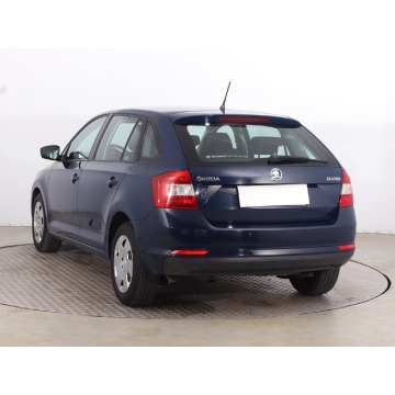 Skoda Rapid  Hatchback 2015,  1.6 diesel - Na sprzedaż za 24 499 zł - Przemyśl - zdjęcie 6