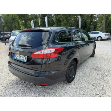 Ford Focus  Kombi 2012,  1.6 benzyna - Na sprzedaż za 13 800 zł - Pęcice - zdjęcie 6