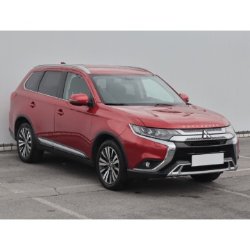 Mitsubishi Outlander 2.0 (150KM), 2018