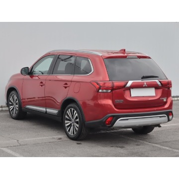Mitsubishi Outlander  SUV 2018,  2.0 benzyna+LPG, automat - Na sprzedaż za 59 999 zł - Lublin - zdjęcie 6