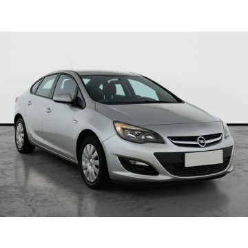 Opel Astra 1.4 T (140KM), 2016