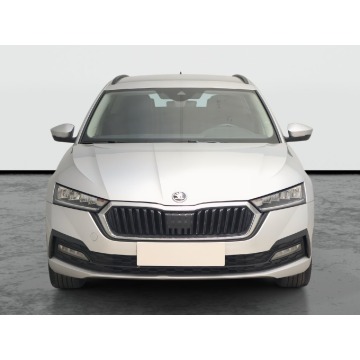 Skoda Octavia  Kombi 2022,  2.0 diesel - Na sprzedaż za 67 999 zł - Płock - zdjęcie 2