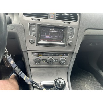 Volkswagen Golf  Hatchback 2013,  1.6 diesel - Na sprzedaż za 28 000 zł - Kobylnica - zdjęcie 11