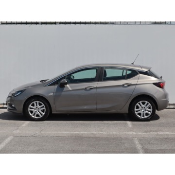 Opel Astra  Hatchback 2017,  1.4 benzyna - Na sprzedaż za 40 499 zł - Lublin - zdjęcie 4