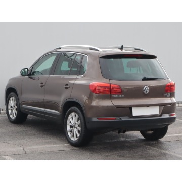 Volkswagen Tiguan  SUV 2012,  2.0 diesel - Na sprzedaż za 45 999 zł - Lublin - zdjęcie 6