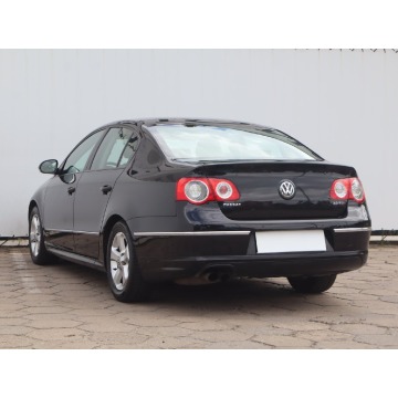 Volkswagen Passat  Liftback 2009,  2.0 benzyna - Na sprzedaż za 17 999 zł - Łódź - zdjęcie 6