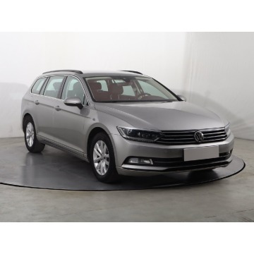 VW Passat 2.0 TDI (150KM), 2015