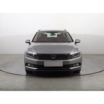 Volkswagen Passat  Kombi 2015,  2.0 diesel - Na sprzedaż za 39 999 zł - Katowice - zdjęcie 2
