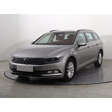 Volkswagen Passat  Kombi 2015,  2.0 diesel - Na sprzedaż za 39 999 zł - Katowice - zdjęcie 3