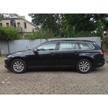 Volkswagen Passat  Kombi 2015,  1.4 benzyna - Na sprzedaż za 38 499 zł - Piaseczno - zdjęcie 4