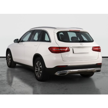 Mercedes - Benz GLC-klasa  SUV 2016,  2.1 diesel, automat - Na sprzedaż za 79 999 zł - Biała Podlaska - zdjęcie 6
