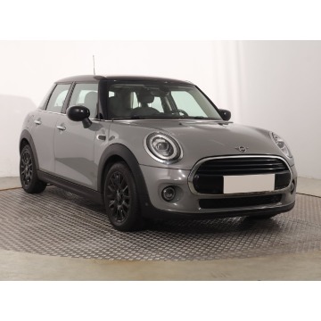Mini   Hatchback 2020,  1.5 benzyna, automat - Na sprzedaż za 63 999 zł - Katowice - zdjęcie 1