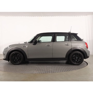 Mini   Hatchback 2020,  1.5 benzyna, automat - Na sprzedaż za 63 999 zł - Katowice - zdjęcie 4