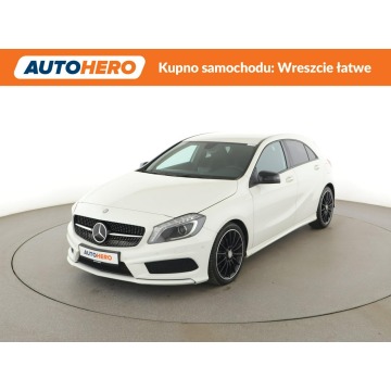 Mercedes A 180 - automat skóra/alcantara bi-xenon kamera i czujniki parkowania