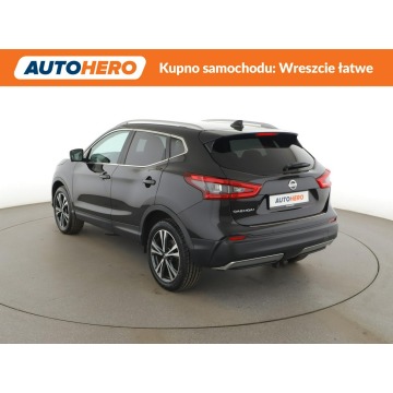 Nissan Qashqai  SUV 2018,  1.6 benzyna - Na sprzedaż za 64 300 zł - Warszawa - zdjęcie 4