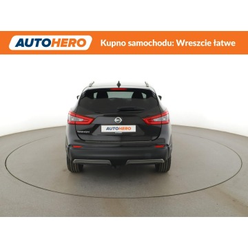Nissan Qashqai  SUV 2018,  1.6 benzyna - Na sprzedaż za 64 300 zł - Warszawa - zdjęcie 6