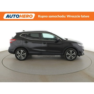 Nissan Qashqai  SUV 2018,  1.6 benzyna - Na sprzedaż za 64 300 zł - Warszawa - zdjęcie 9