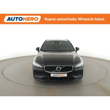 Volvo V60  Kombi 2020,  2.0 hybryda, automat - Na sprzedaż za 109 500 zł - Warszawa - zdjęcie 11