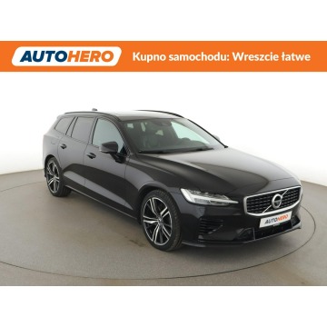 Volvo V60  Kombi 2020,  2.0 hybryda, automat - Na sprzedaż za 109 500 zł - Warszawa - zdjęcie 10