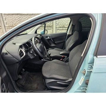 Citroen C3  Hatchback 2016,  1.2 benzyna - Na sprzedaż za 21 900 zł - Koszalin - zdjęcie 9