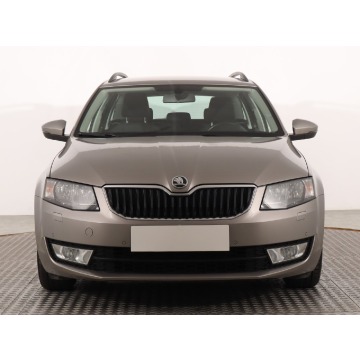 Skoda Octavia  Kombi 2014,  1.6 diesel, automat - Na sprzedaż za 28 499 zł - Katowice - zdjęcie 2