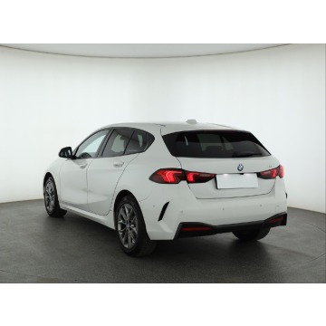 BMW Seria 1  Hatchback 2025,  1.5 benzyna, automat - Na sprzedaż za 114 999 zł - Piaseczno - zdjęcie 6