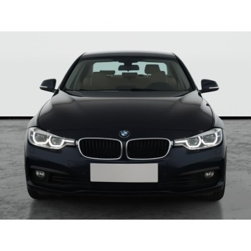 BMW Seria 3  Liftback 2016,  1.5 benzyna, automat - Na sprzedaż za 53 999 zł - Piaseczno - zdjęcie 2