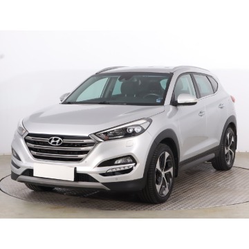 Hyundai Tucson  SUV 2016,  1.7 diesel, automat - Na sprzedaż za 65 999 zł - Bytom - zdjęcie 3