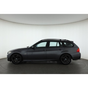 BMW Seria 3  Hatchback 2007,  2.0 benzyna - Na sprzedaż za 16 899 zł - Piaseczno - zdjęcie 4