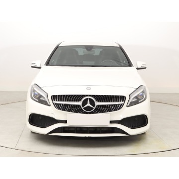 Mercedes - Benz A-klasa  Hatchback 2017,  1.6 benzyna - Na sprzedaż za 53 999 zł - Bielany Wrocławskie - zdjęcie 2