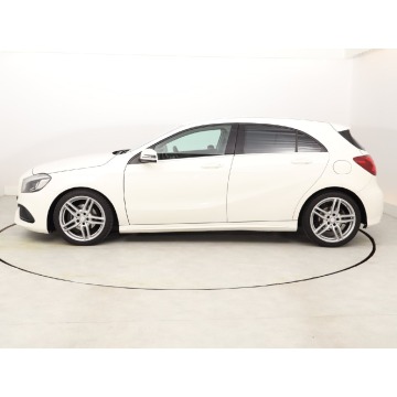 Mercedes - Benz A-klasa  Hatchback 2017,  1.6 benzyna - Na sprzedaż za 53 999 zł - Bielany Wrocławskie - zdjęcie 4