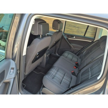 Volkswagen Tiguan  SUV 2016,  2.0 diesel, automat - Na sprzedaż za 48 900 zł - Radom - zdjęcie 12