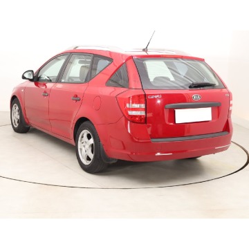 Kia Ceed  Kombi 2008,  1.6 diesel - Na sprzedaż za 6 999,00 zł - Bielany Wrocławskie - zdjęcie 6